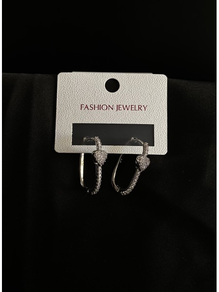 Сережки Серце з камінцями срібного кольору 31904