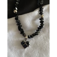 Намисто із серцем чорного кольору 31906