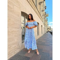 Воздушное платье миди в цветок с открытыми плечами голубого цвета 31908