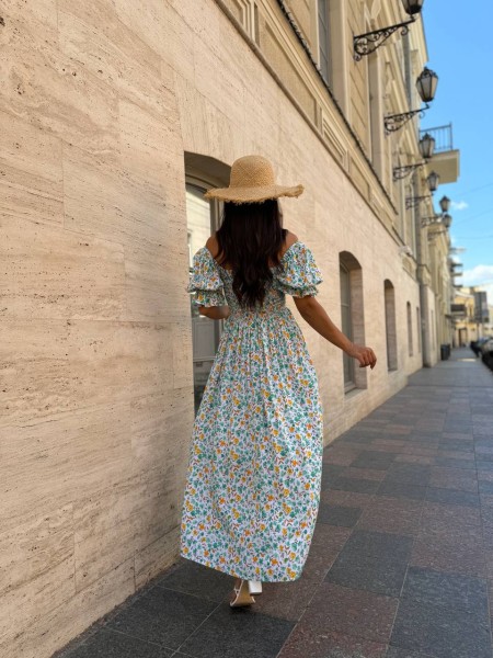 Повітряна сукня міді в квітку з відкритими плечима оливкового кольору 31910