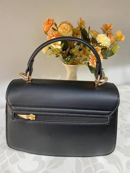 Маленька жіноча сумка з еко-шкіри чорного кольору 31925