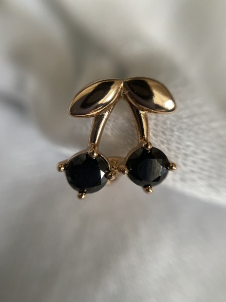 Сережки "Вишеньки" застібка - кільце золотого кольору 31963