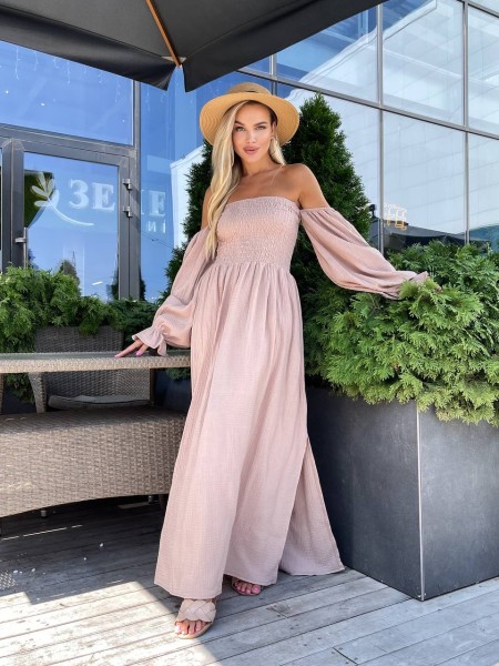 Довга муслінова сукня пудрового кольору 31986