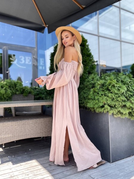 Довга муслінова сукня пудрового кольору 31986