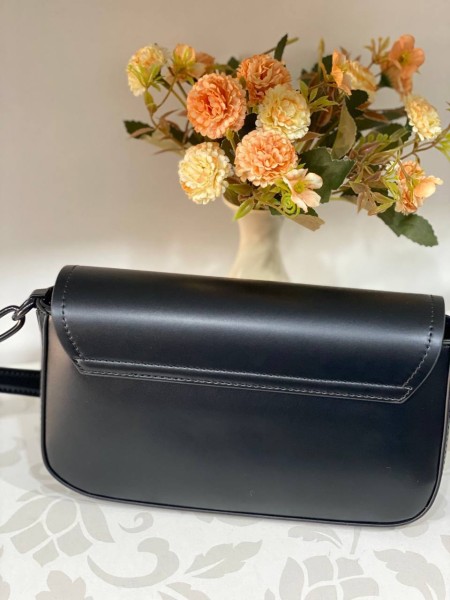 Жіноча сумка крос-боді із еко-шкіри чорного кольору 31990