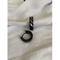 Сережки "Пелюстки" застібка - кільце чорного кольору 32011