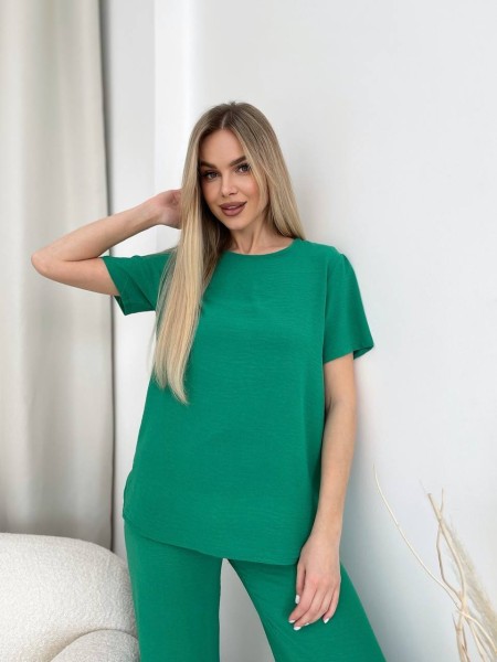 Жіночий прогулянковий костюм зеленого кольору 32031