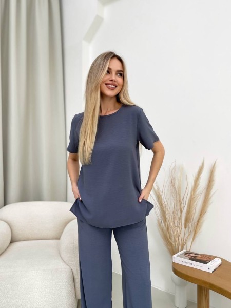 Жіночий прогулянковий костюм сiрого кольору 32032