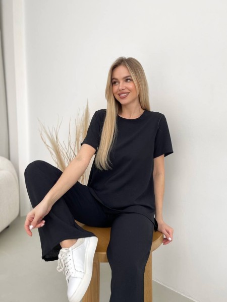 Жіночий прогулянковий костюм чорного кольору 32034