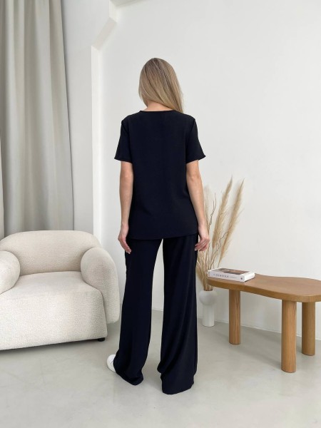 Жіночий прогулянковий костюм чорного кольору 32034