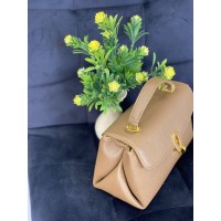 Маленька жіноча сумка з пористої еко-шкіри кавового кольору 32063