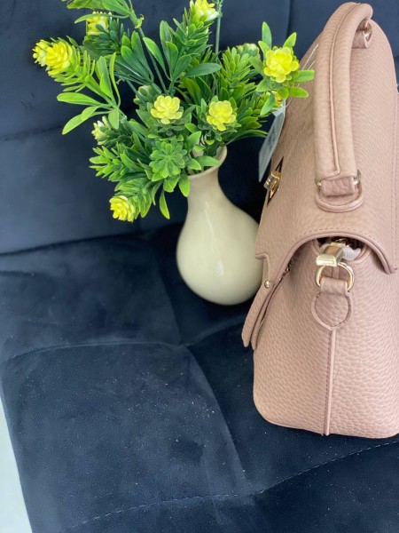 Жіноча сумка-портфель з пористої еко-шкіри пудрового кольору 32067