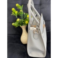 Жіноча дiлова сумка з пористої еко-шкіри сiрого кольору 32073