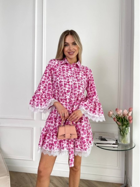 Легкое платье с кружевом малинового цвета 32087