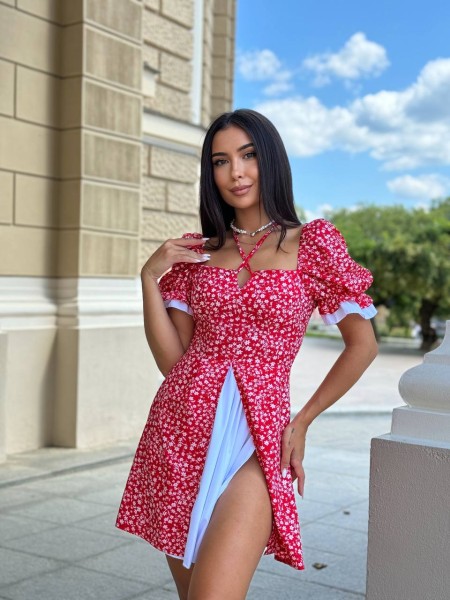 Коротка сукня з розрізом червоного кольору 32097