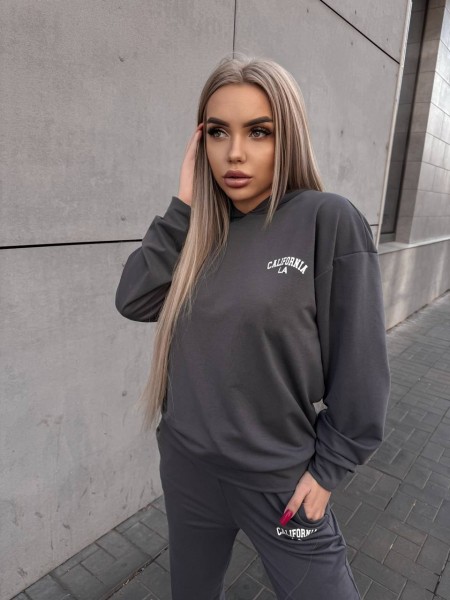 Жіночий спортивний костюм графiтового кольору 32142