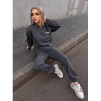 Жіночий спортивний костюм графiтового кольору 32142