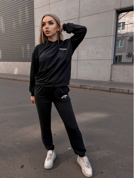 Жіночий спортивний костюм чорного кольору 32143