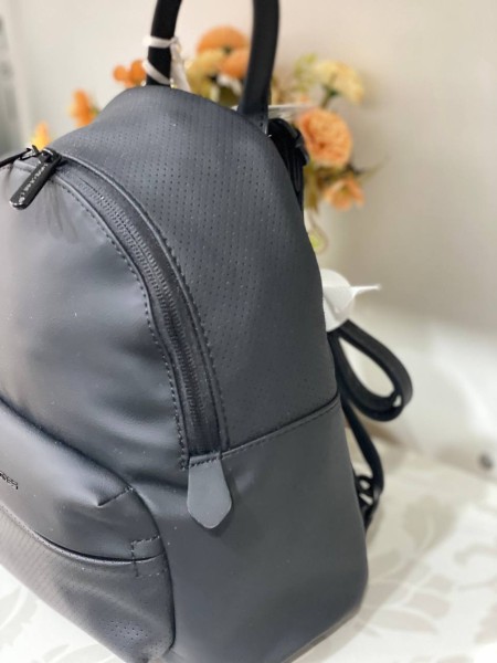 Жіночий базовий рюкзак із еко-шкіри чорного кольору 32156