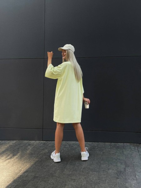 Хлопковое платье-футболка с рисунком желтого цвета 32213