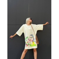 Хлопковое платье-футболка с рисунком бежевого цвета 32216