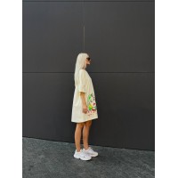 Хлопковое платье-футболка с рисунком бежевого цвета 32216