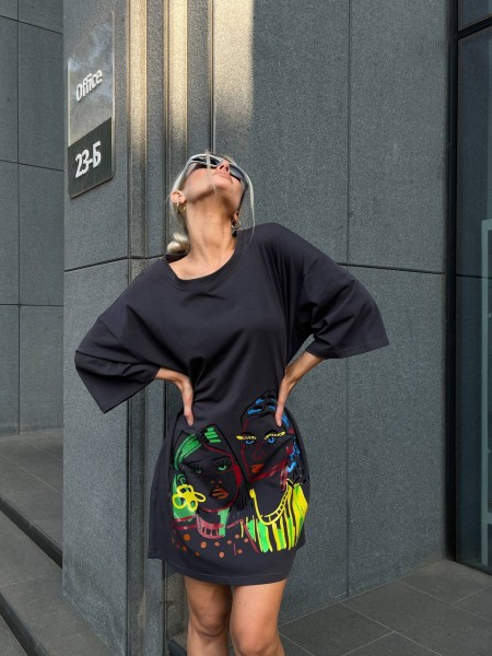 Хлопковое платье-футболка с рисунком графитового цвета 32218