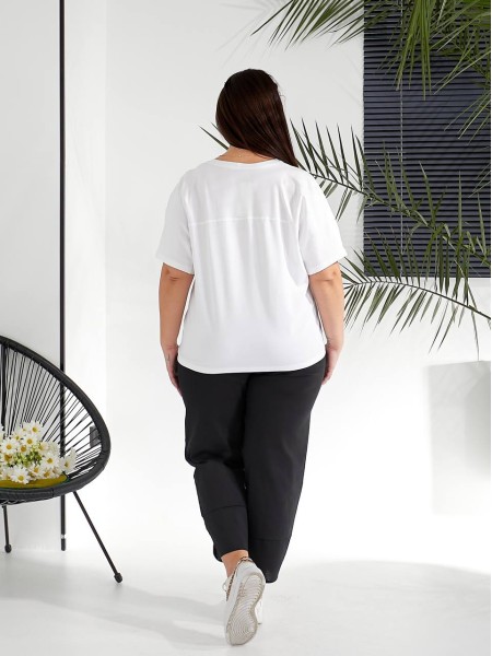 Жіночий костюм брюки+футболка молочного кольору 32220