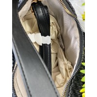 Женская сумка на плече из жатой эко-кожи черного цвета 32262