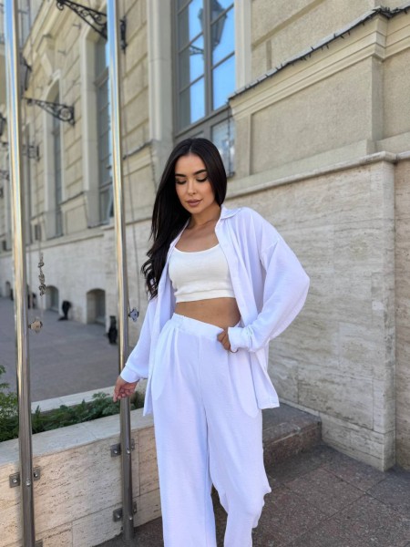 Жіночий легкий прогулянковий костюм молочного кольору 32279