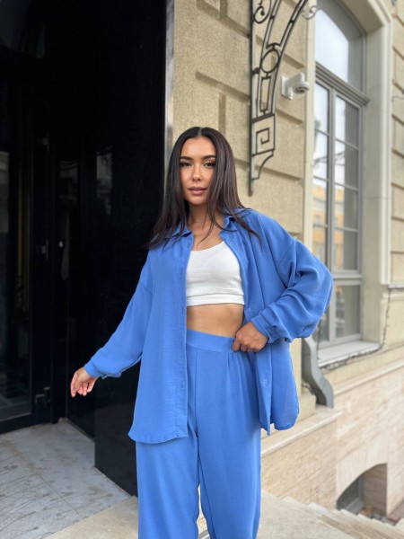 Жіночий легкий прогулянковий костюм свiтло-синього кольору 32282