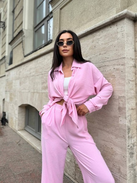 Жіночий легкий прогулянковий костюм розового кольору 32285