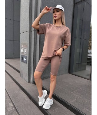 Жіночий спортивний комплект футболка+велосипедки кавового кольору 32290