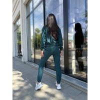 Прогулочный костюм из микро-вельвета на молнии изумрудного цвета 32338