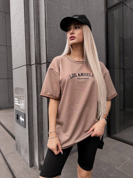 Женский спортивный комплект футболка+велосипедки с надписью кофейного цвета 32350