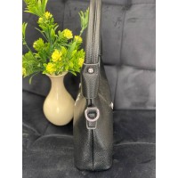 Жіноча сумка-багет з пористої еко-шкіри чорного кольору 32369