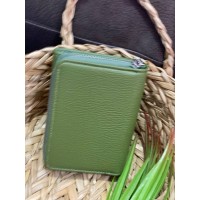 Жіночий компактний гаманець із пористої еко-шкіри зеленого кольору 32389