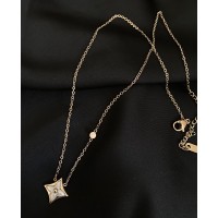 Кулон "Зірочка" з ланцюжком золотого кольору 32421