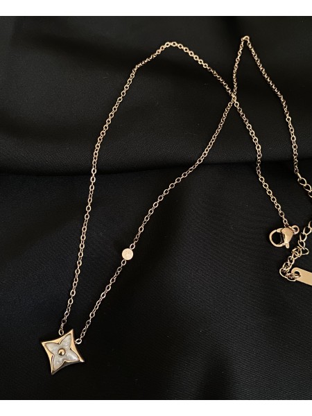 Кулон "Зірочка" з ланцюжком золотого кольору 32421