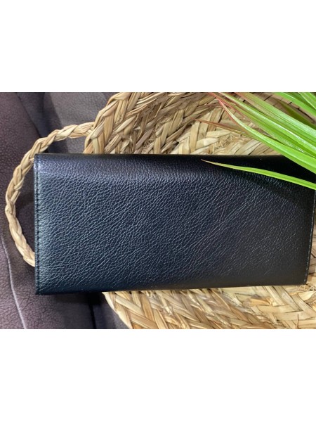 Жіночий гаманець з пористої еко-шкіри чорного кольору 32486