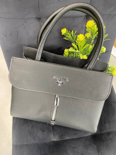 Жіноча компактна сумка з еко-шкіри чорного кольору 32491