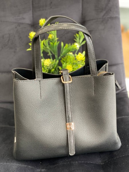 Жіноча брутальна сумка шопер із еко-шкіри чорного кольору 32495