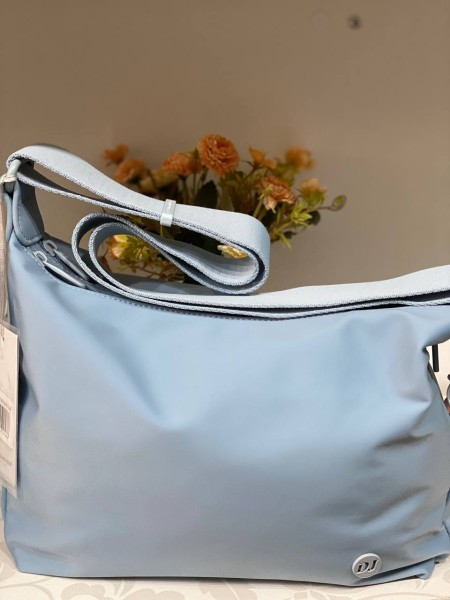 Жіноча повсякденна сумка через плече з еко-шкіри блакитного кольору 32510