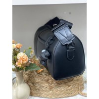 Жіноча містка сумка через плече з еко-шкіри чорного кольору 32520