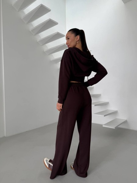 Женский легкий спортивный костюм на змейке коричневого цвета  32542