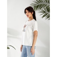 Базова жіноча футболка з малюнком молочного кольору 32547