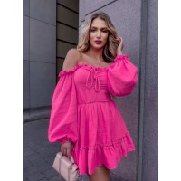 Муслинова сукня міні з рюшами малинового кольору 32569