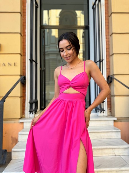 Легкое платье на бретельках малинового цвета 32594