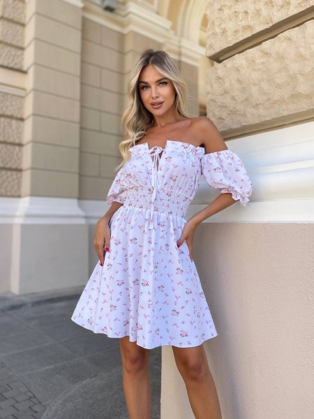 Легка літня сукня міні на резинці в квітку молочного кольору 32645