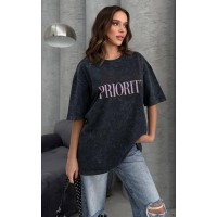 Жіноча футболка з написом графiтового кольору 32648